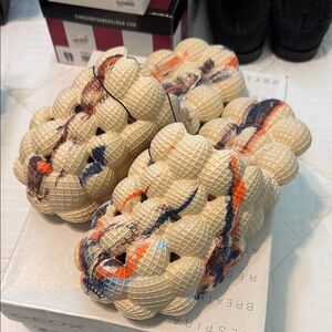 NWT bubble slippers
